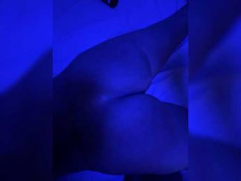VolnaV webcam model stream image