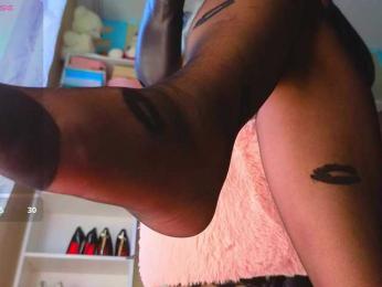 Mistress-Gwen webcam bongacams model stream image