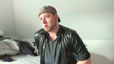 RLPlover webcam model stream image