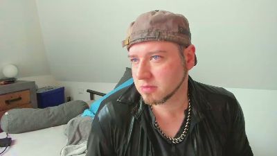 RLPlover webcam model stream image