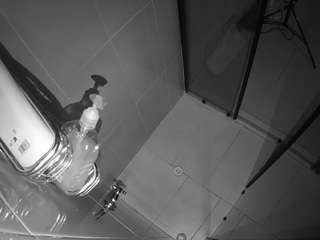 voyeurcam-jb-shower-2 webcam camsoda model stream image