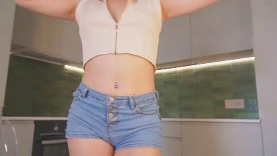 carrollina webcam model stream image