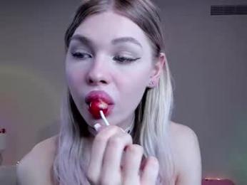 blondy_fina webcam chaturbate model stream image