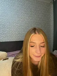 Tatti-Go webcam stripchat model stream image