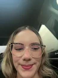 NicoleCut webcam model stream image