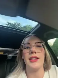 NicoleCut webcam model stream image