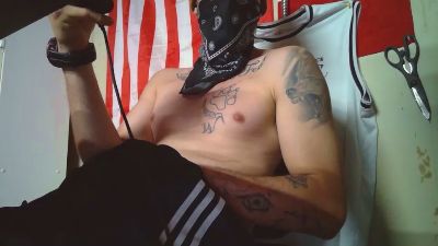 Begging4more webcam model stream image