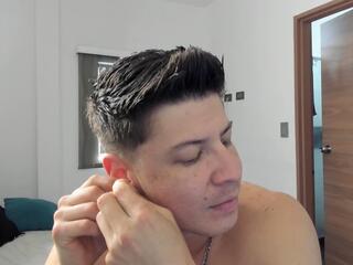 Liam Johnsoon webcam model stream image