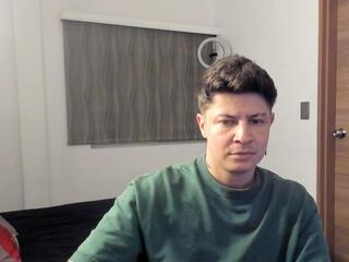 Liam Johnsoon webcam model stream image