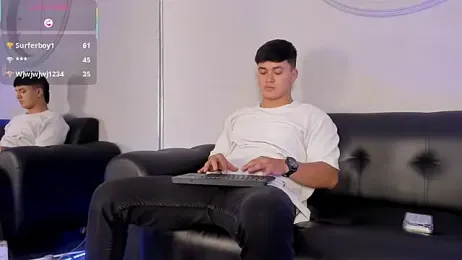 Cristopher_strong webcam model stream image