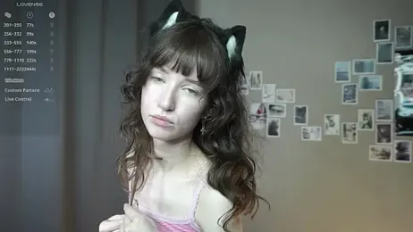 DellaLeck webcam model stream image