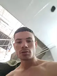 HOTANDSKINNY webcam stripchat model stream image