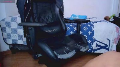 Tommy_bred webcam model stream image