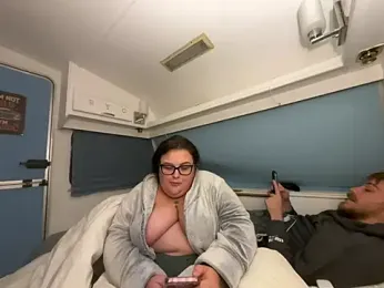 imagen del stream de BBWlucyxxx