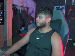 Tyler Price webcam model stream image