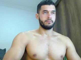 Tom Wills webcam model stream image