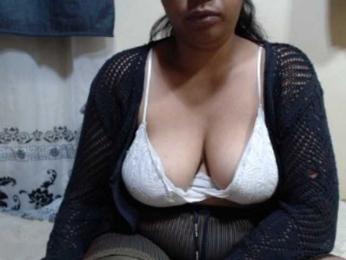 Sahobelle webcam model stream image