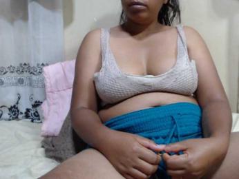 Sahobelle webcam model stream image