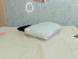 antonella-west webcam model stream image