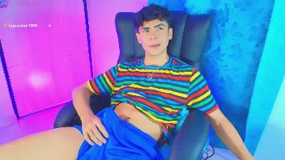 CamiiGuzman webcam cam4 model stream image