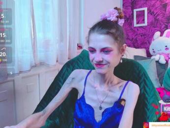 KittyRaine webcam model stream image
