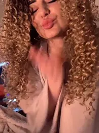 KEN_QUEEN_ webcam model stream image