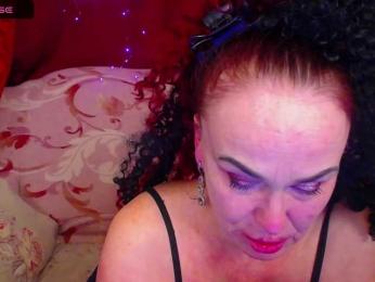 hotzlata webcam bongacams model stream image