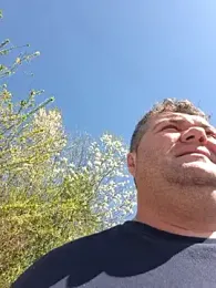 Tataurs webcam model stream image