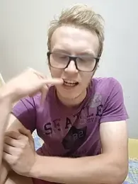 Adixonek webcam model stream image
