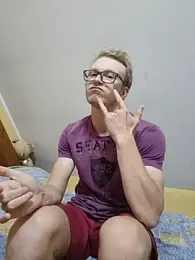 Adixonek webcam model stream image