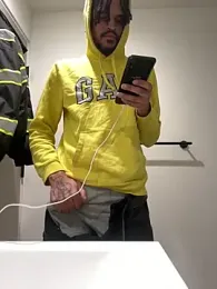 Mrmakeherwet_Tez webcam model stream image