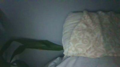 Barbznails webcam model stream image