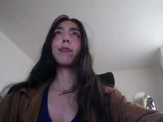 unknowngiirl webcam model stream image