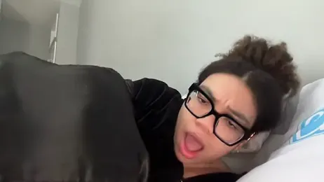 zahrabliss webcam model stream image