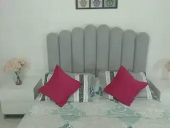 X6uldv8xdollxxx webcam model stream image