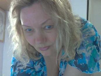 LucyAlexis webcam model stream image