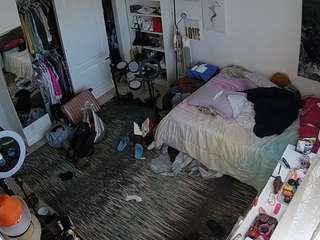 voyeurcam-hornyhostel-02 webcam model stream image