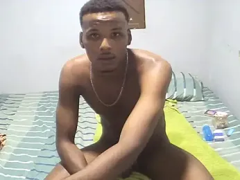 Preto_raro_ webcam model stream image