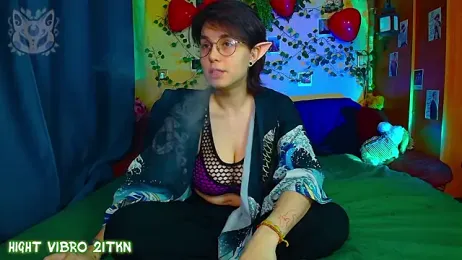 TrickyKitsune webcam model stream image