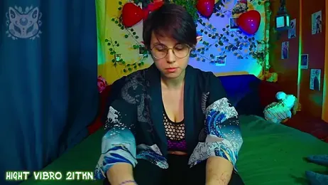 TrickyKitsune webcam stripchat model stream image