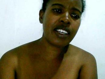 Edwiga webcam model stream image