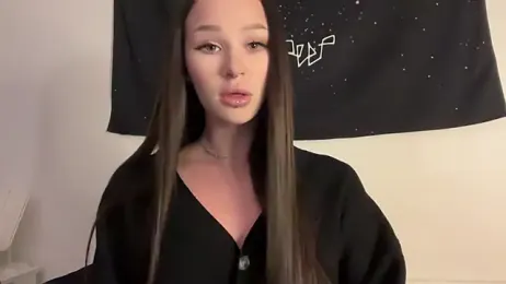 ur_molly webcam stripchat model stream image