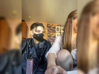 MagicalLouu webcam model stream image