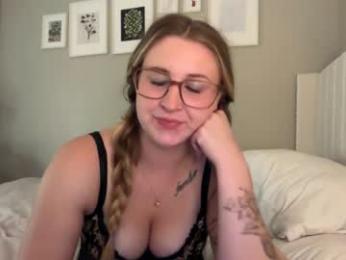 softslutxo webcam model stream image
