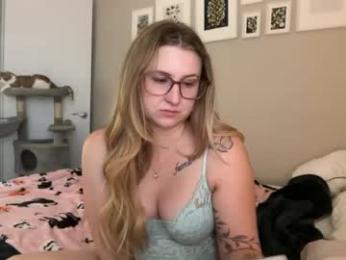 softslutxo webcam model stream image