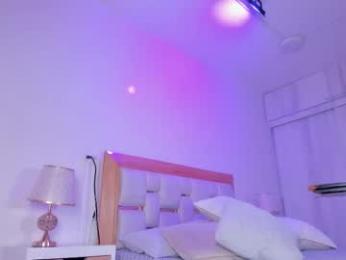 _natasha18_ webcam model stream image