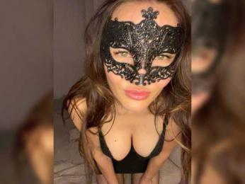 Two_milfs webcam bongacams model stream image