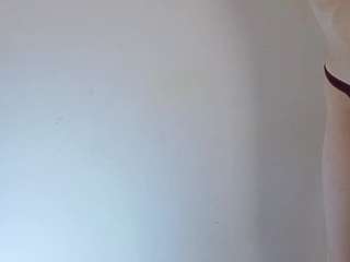 sue-holland webcam model stream image