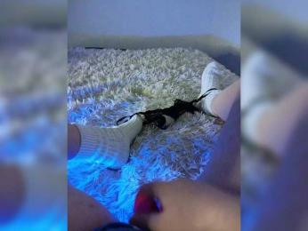 Piff_Pawlady webcam model stream image