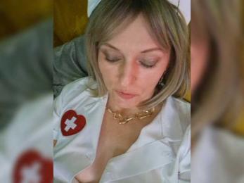 Valkiriyas webcam bongacams model stream image